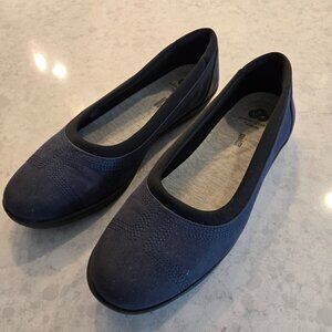 Women's Cloud Steppers by Clarks - Navy w/ Black Trim